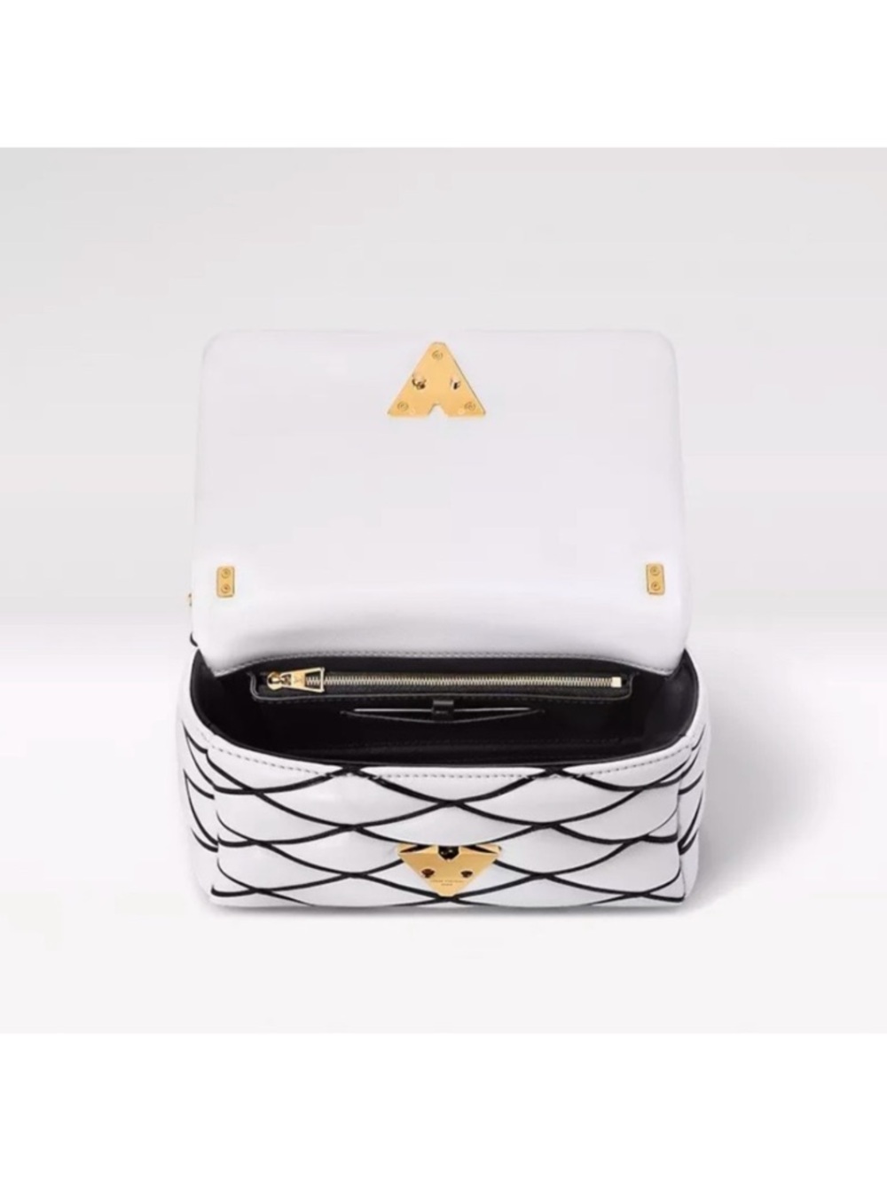 Assorted Cosmetic Pouch Set — White, Black, Pink, Blue, Red, Cream - Picture 8 of 15